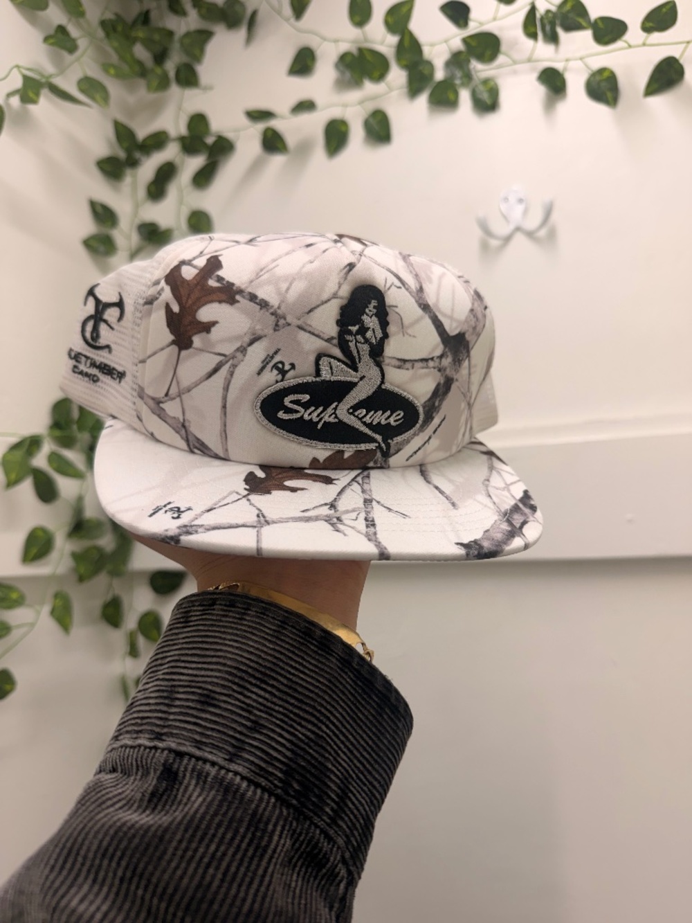 Supreme - Realtree Snow Camo Trucker